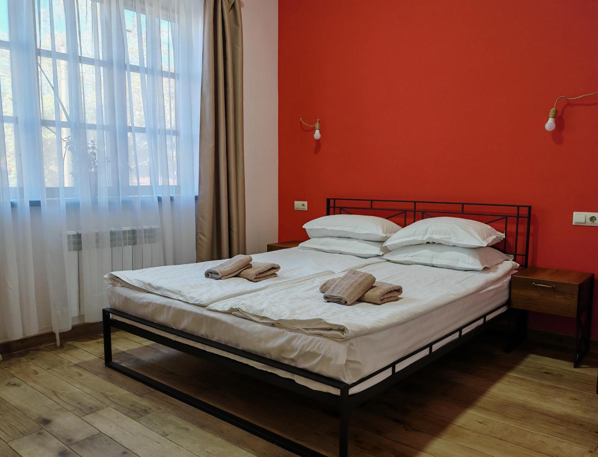 Blur Inn Gallery Ереван Екстериор снимка